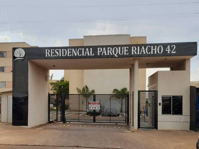 #668 - Apartamento para Venda em Brasília - DF - 1