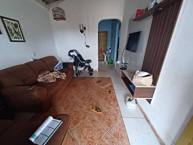 Casa para Venda em Águas Lindas de Goiás - 4