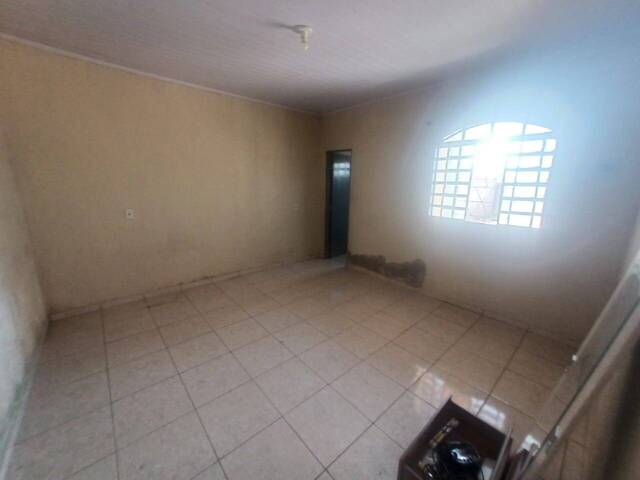 Casa para Venda em Brasília - 4