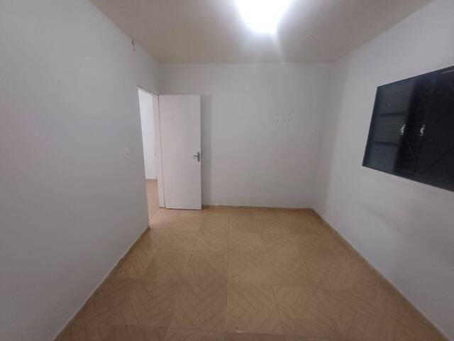 Casa para Venda em Brasília - 4