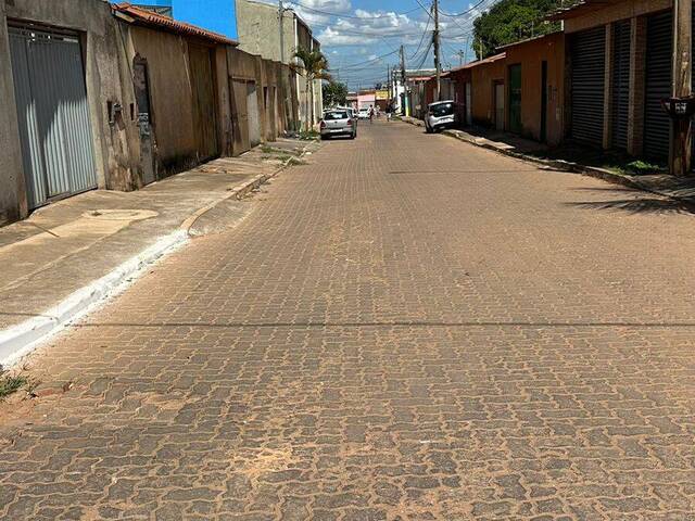 #1329 - Casa para Venda em Brasília - DF - 2
