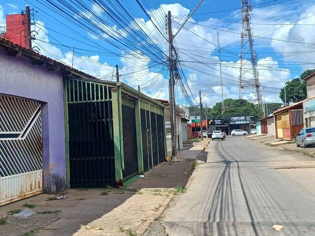#1332 - Casa para Venda em Brasília - DF