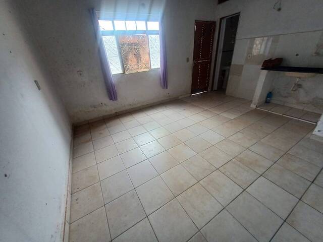 #1300 - Casa para Venda em Brasília - DF - 3