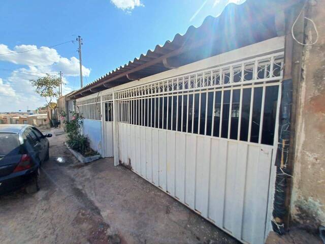#1385 - Casa para Venda em Ceilandia - DF - 1