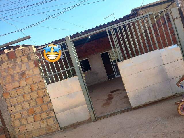 #1408 - Casa para Venda em Ceilandia - DF