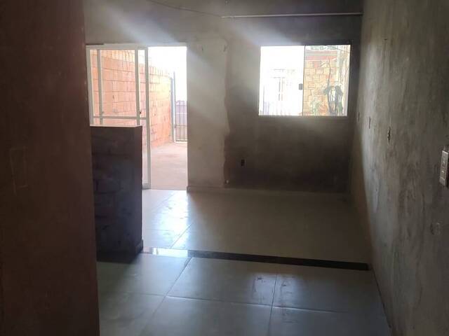 Casa para Venda em Ceilandia - 5
