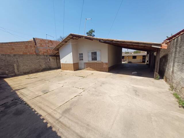 #1433 - Casa para Venda em Luziânia - GO