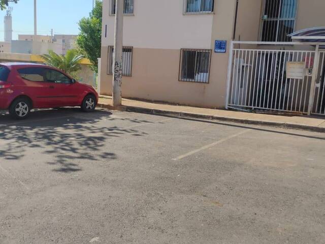 #1446 - Apartamento para Venda em Paranoá - DF