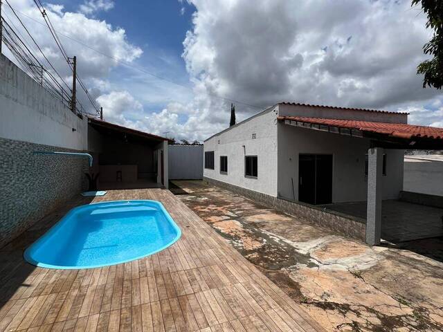 #1517 - Casa para Venda em Brasília - DF