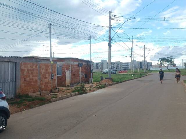 #1549 - Casa para Venda em Brasília - DF