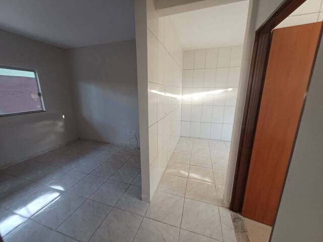 Apartamento para Venda em Águas Lindas de Goiás - 2
